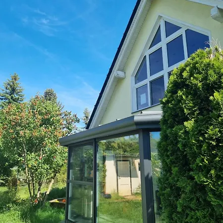 Appartement Komplette In Mit Parkplatz, Tv, Schnelles Wlan, Waschmaschine & Trockner, Wintergarten